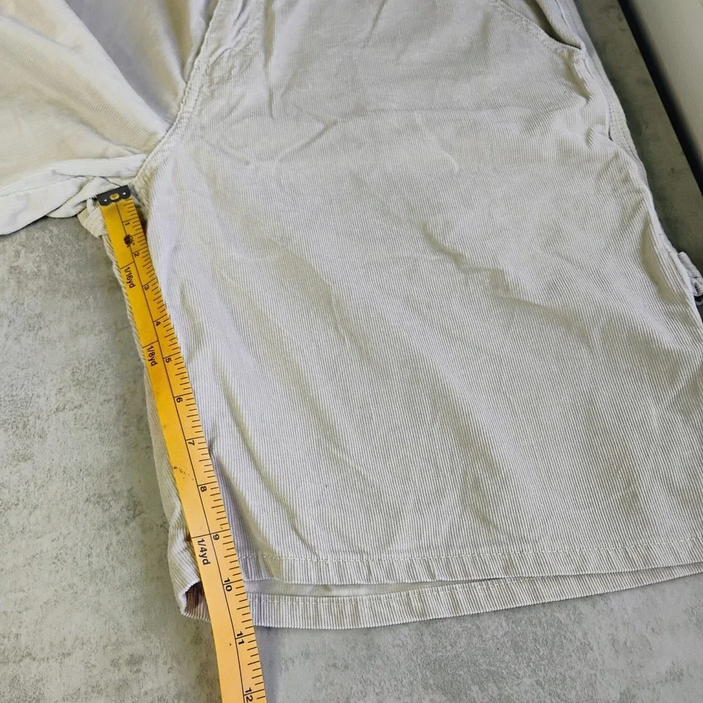 Vintage Levi's Beige Carpenter Corduroy Shorts Red Tab Baggy Mens 33 10 Inseam